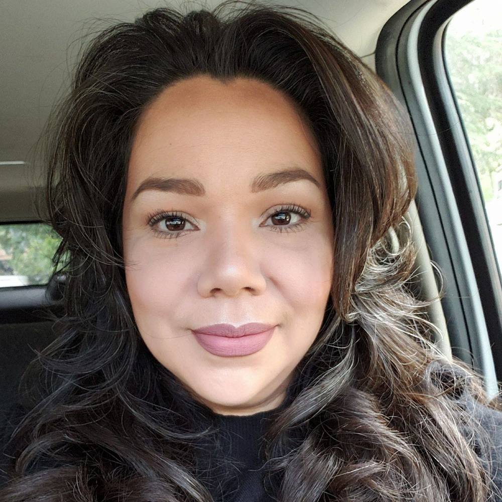 Meet your Posher, Ester